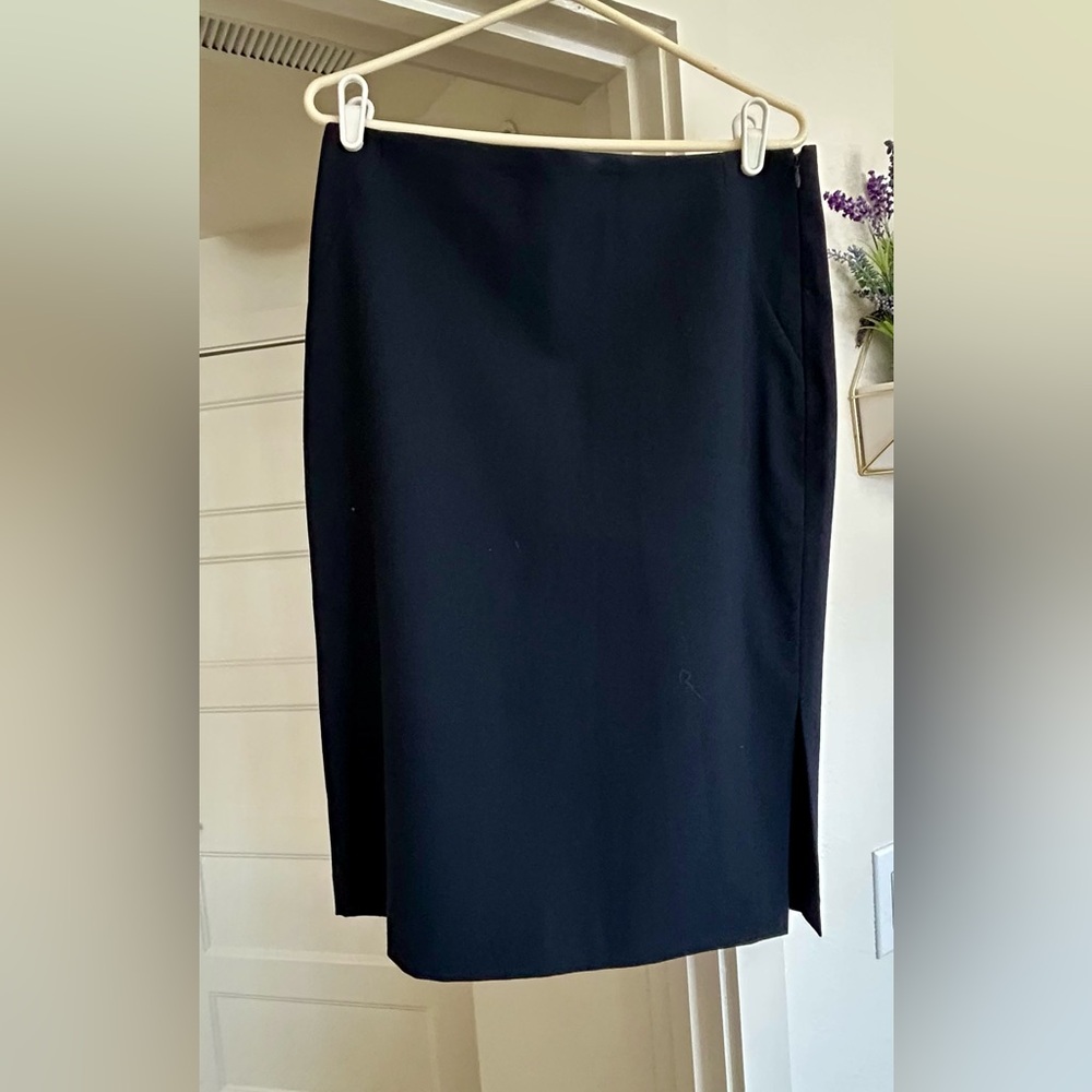 Elegant Navy Women's Skirt